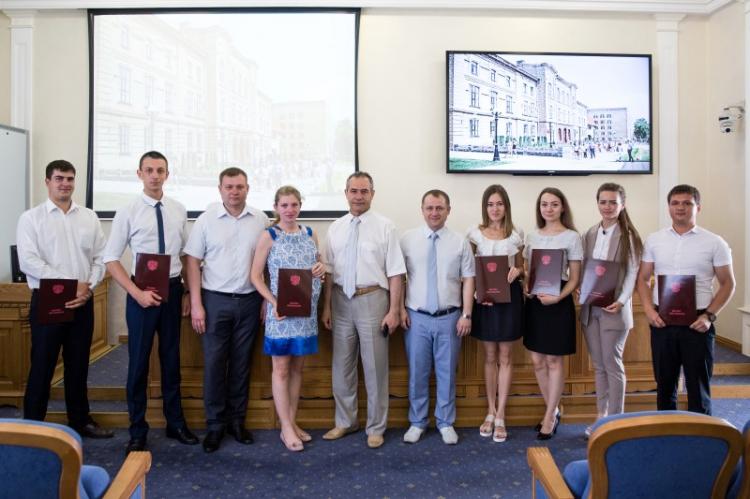 Вручение дипломов первому выпуску аспирантуры Ставропольского ГАУ