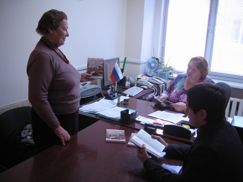 Презентация результатов в Министерстве сельского хозяйства СК государственного контракта №158/2 по теме «Исследования в области социально-экономического развития сельских территорий Ставропольского края по производству сельскохозяйственной продукции, эффективности сельского хозяйства, занятости населения» (профессор кафедры государственного и муниципального управления Тарасенко Н.В., руководитель отдела развития сельских территорий и инвестиций Стукалова Н.М., главный специалист отдела развития сельских территорий и инвестиций Фролко Д.С.)