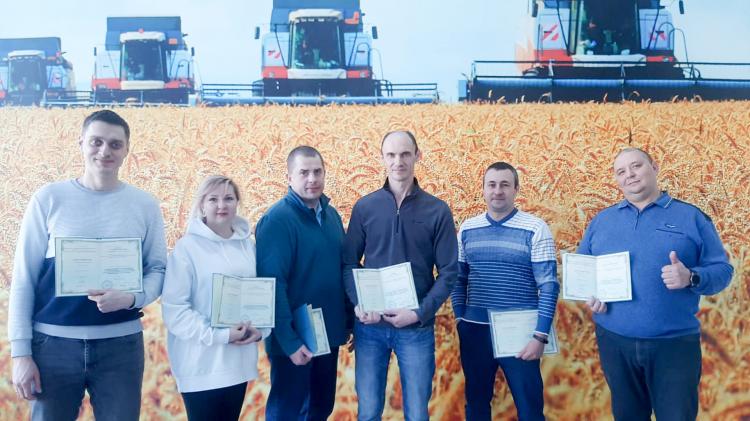 Advanced training for managers of the agricultural machinery sales department
