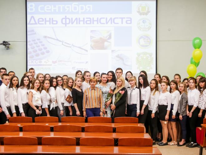 First-year students of the Accounting and Financial Faculty were assigned to the profession "financier"