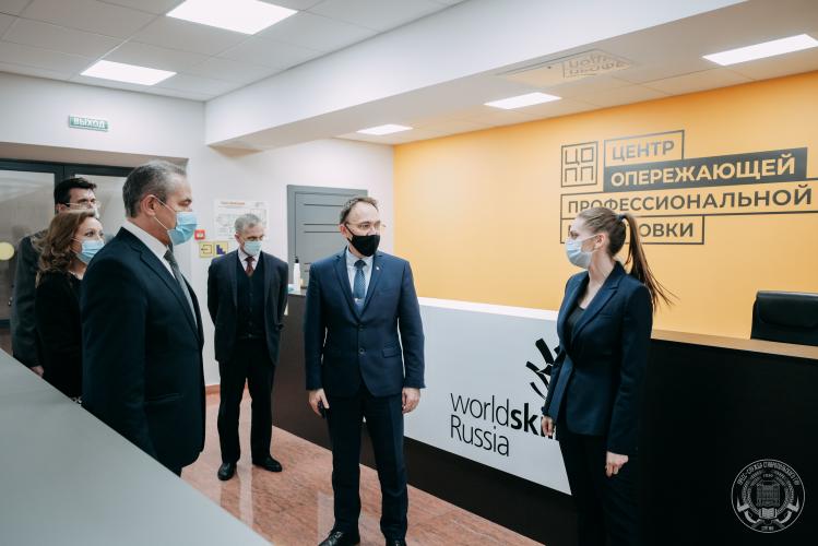 Visit of the Minister of Education of the Stavropol Territory to the Center for Advanced Professional Training