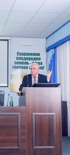 SSAU professor spoke at a meeting on the agrochemical support of spring field work