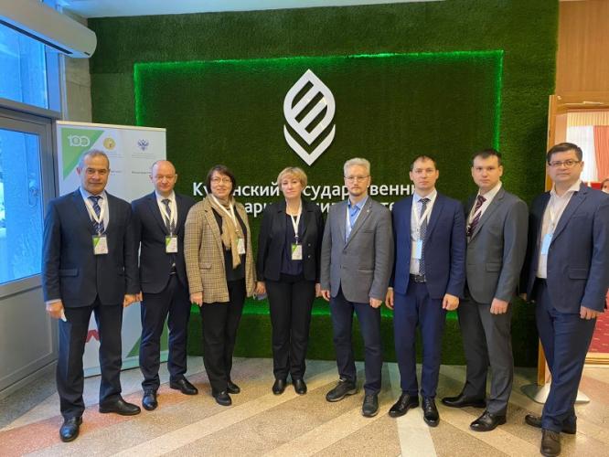 The delegation of the Stavropol State Agrarian University takes part in the strategic session of the program "Priority 2030": Development of agricultural universities