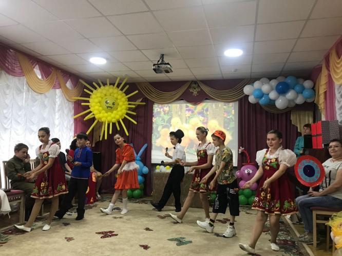 Representatives of the Agrarian University congratulated children from orphanages