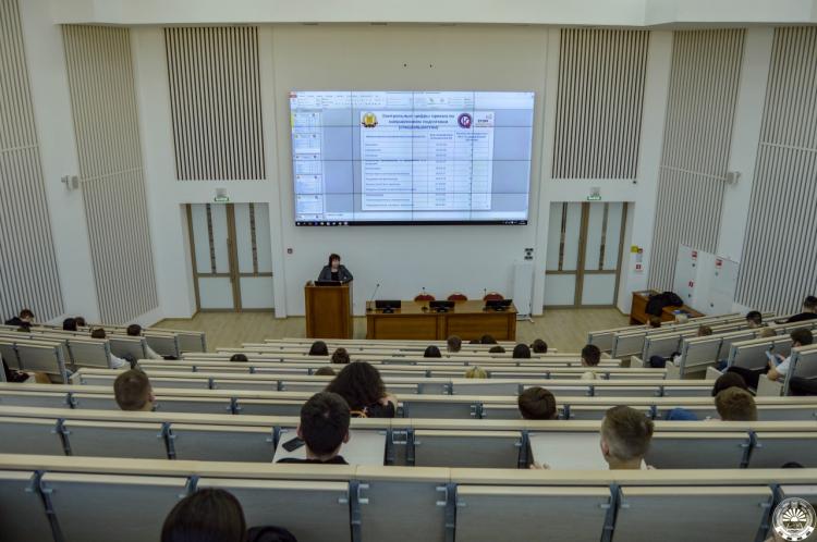 Career guidance meetings for students of the Faculty of Secondary Vocational Education