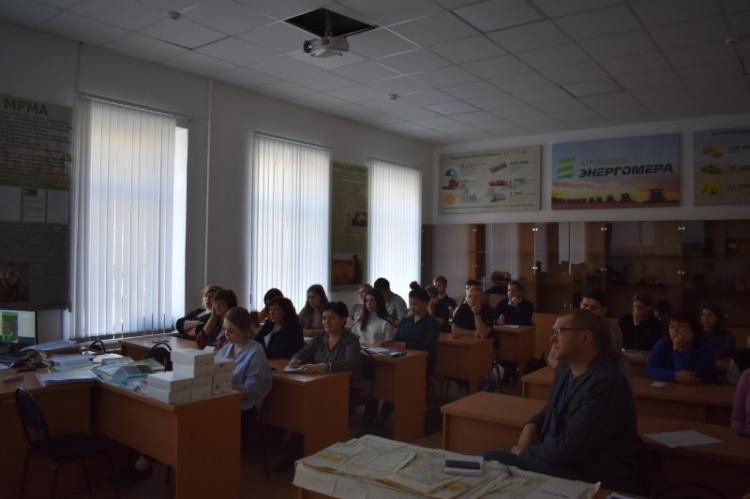 Training of teachers and students under the program “Mobile Bank”