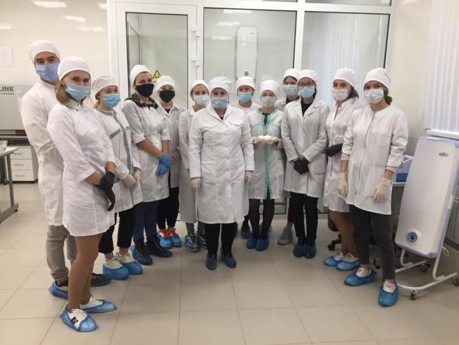Future veterinary experts consolidated their skills in infecting chicken embryos in the laboratory