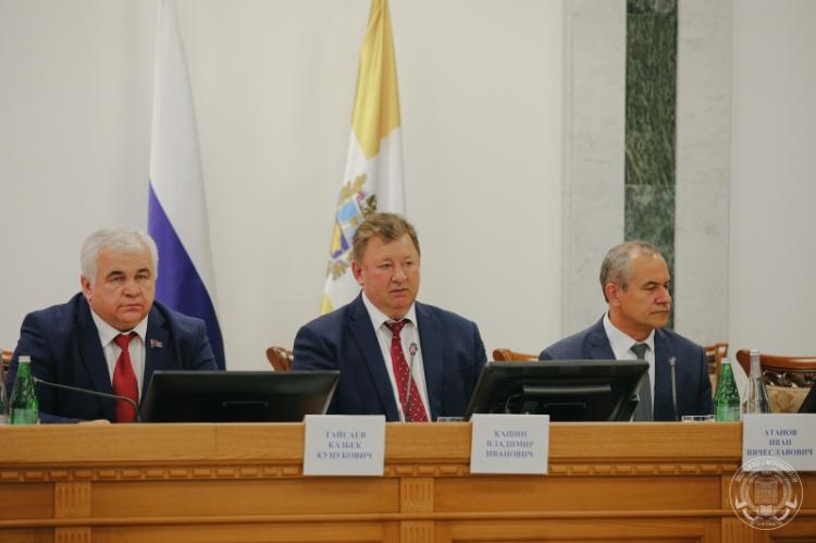Working meeting of the Chairman of the State Duma Committee on Agrarian Issues, Academician of the Russian Academy of Sciences V. I. Kashin with the staff of Stavropol State Agrarian University