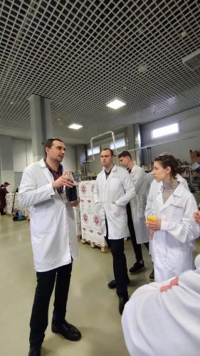 Students of SSAU were given a tour of the distillery "Strizhament"