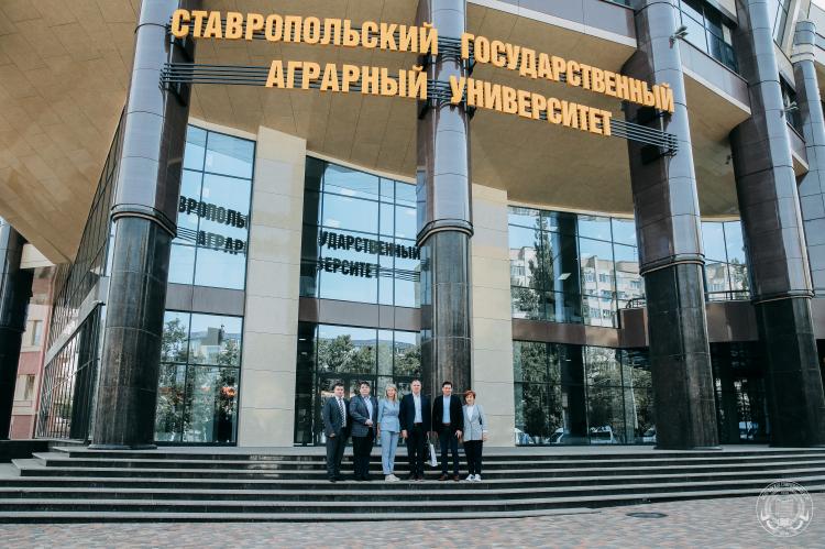 The first persons of the South-West Bank of Sberbank visited the Stavropol SAU