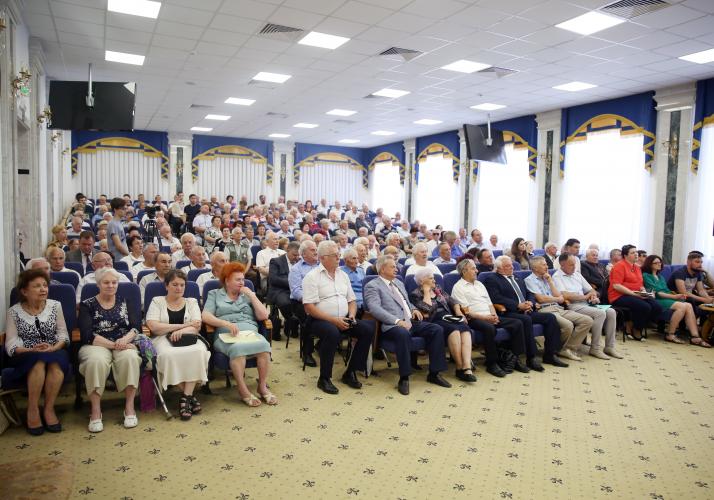 The Governor met with veterans of the Great Patriotic War at the Agrarian University