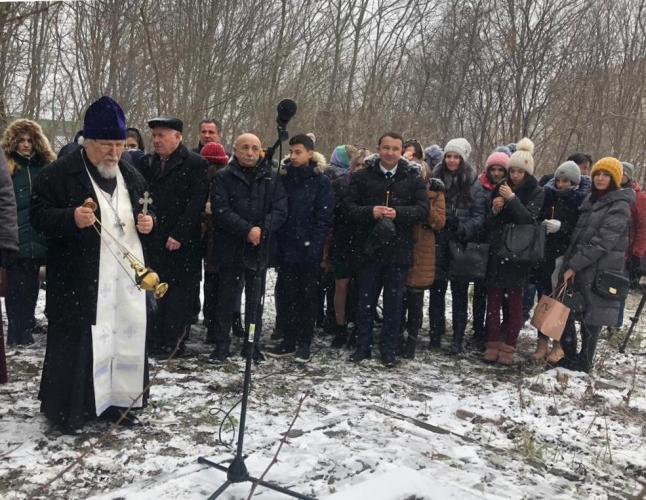 Студенты Ставропольского ГАУ почтили память первого атамана Терского казачьего войска