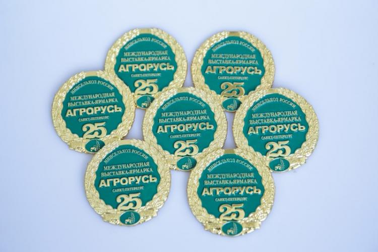 Семь золотых медалей за достижения в области инноваций в АПК получили ученые аграрного университета в Санкт-Петербурге