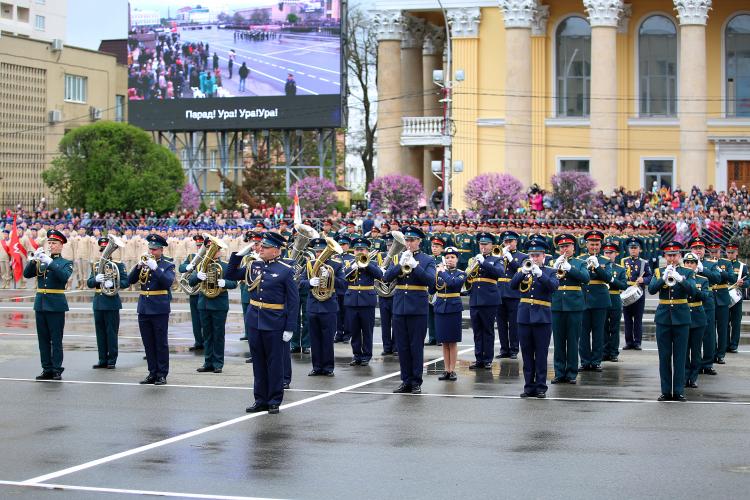 Студенты СтГАУ приняли участие в Параде Победы