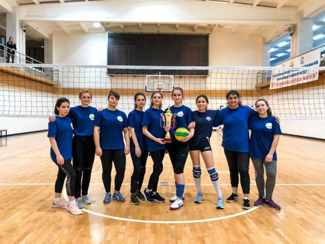 Volleyball competitions were held as part of the XVI "Freshman Cup of SSAU"